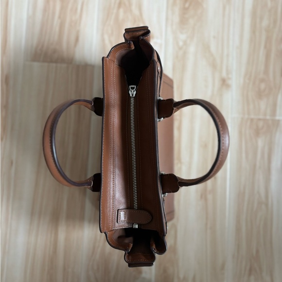 Coach Swagger 27 Pebble Leather - Picture 3 of 3